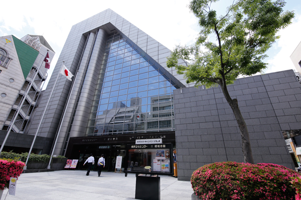 会場となったのは、広島県民文化センター5階にある「サテライトキャンパスひろしま」大講義室です。