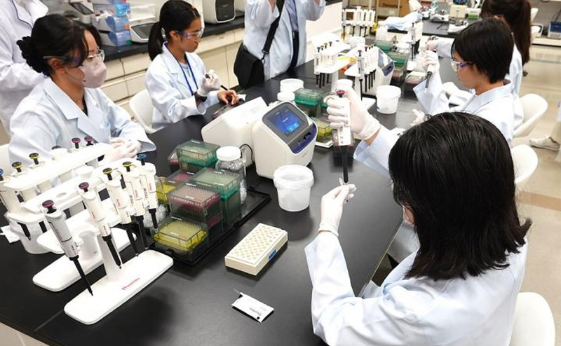 理工女子の未来を広げる！女子中高生向けSTEMオフィスツアーレポート