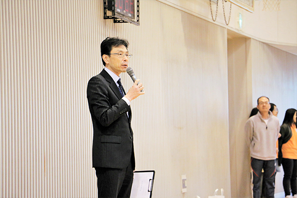 「積極的にJCDの活動へ参加してたくさんの仲間をつくってください」と長坂副学長。