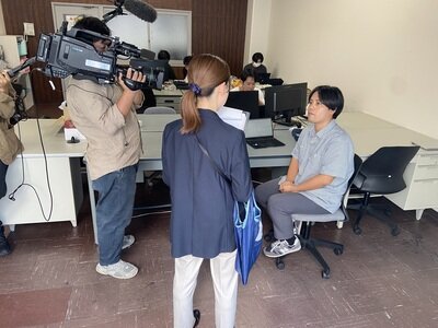 広島テレビ「テレビ派」で本学学生の「あしなが学生募金」の活動が紹介されました