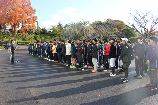 朝方に降った雨は止み、青空にかわっていた