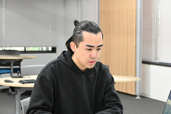 「費用面は想像したこともなく難しかったが、より現実味を感じられた」と話す山崎さん