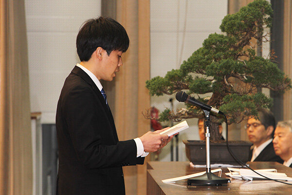 学部卒業生代表 高橋さん