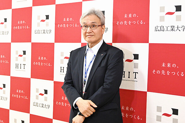 「ものづくりが楽しいという気持ちを大切に育み、理系人材の育成につなげたい」と村上ラボ長