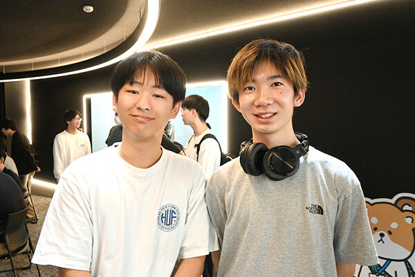 就職活動が本格的にスタートするふたりは、具体的なアドバイスがもらえたと喜んでいた