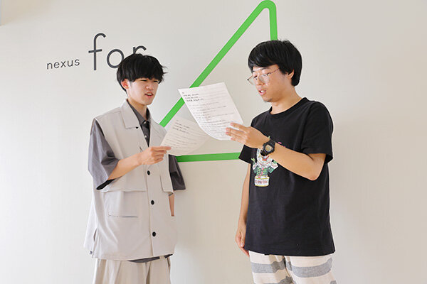 実際に声に出しながらセリフに違和感がないかチェック