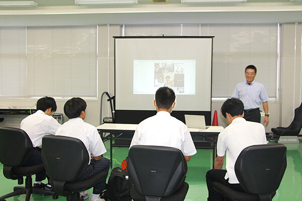 機械情報工学科「つくる、うごく、つながる。～機械情報工学科で広がる可能性～」
