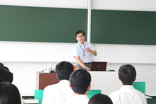 建築デザイン学科「環境と木の建築」