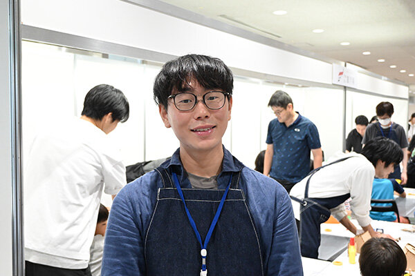 「ものづくりは楽しい」という思いを子どもたちと共有したい、と話す山川さん