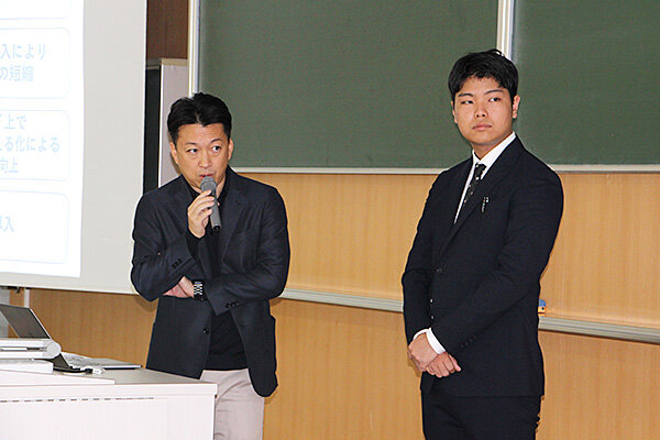 株式会社ハーベスト 岩田代表取締役（左）と三木さん（右）