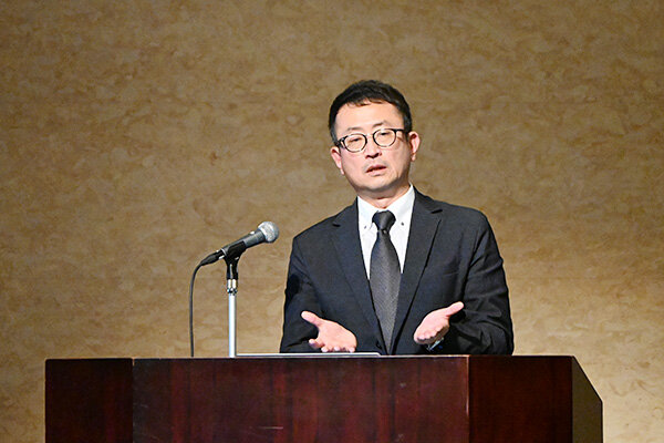 「EV・水素・AI・セクターカップリングが未来を支える」と語る造賀教授