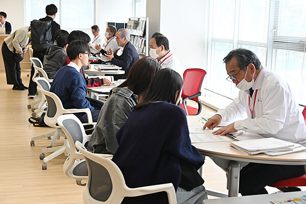 入試や学費、奨学金、就職など、あらゆる疑問にお答えする「なんでも大相談会」にも多くの来場者が訪れた