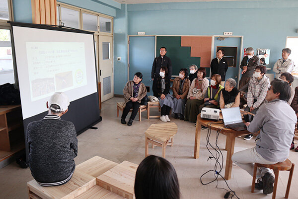 当日は地域住民など約30名が参加した