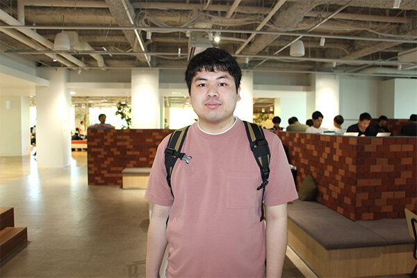 田中教授のゼミに所属し、防災について学んでいる青木さん