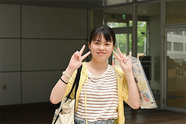 情報関係の仕事に憧れ、大学進学へと進路を変えたのは最近のことだそう