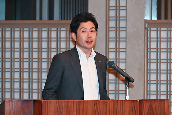 サイバー攻撃の最新動向について解説する寺尾氏