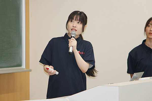 大石さんはDX推進担当として、社内システムの運用管理や業務改善の取り組みを紹介