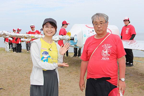 顧問 宇都宮浩司准教授（右）