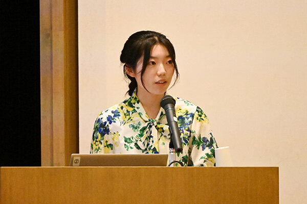 建築工学科から唯一、1年次生で参加した若宮さん。企画から提案資料の作成まで、一人で作品を完成させた
