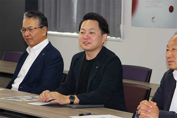 保護者やOBの支えの大きさを改めて実感したと語る鶴常務理事
