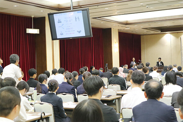 発表後に行われた質疑応答の様子